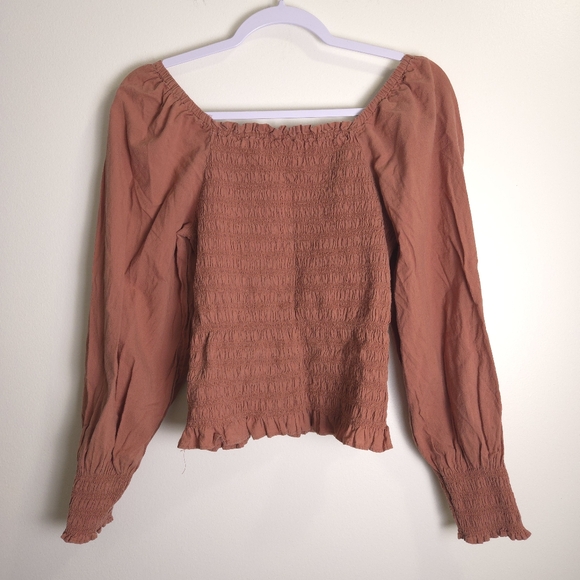 MADEWELL Lucie Bubble Sleeve Smocked Top in Warm Umber S - Picture 3 of 7